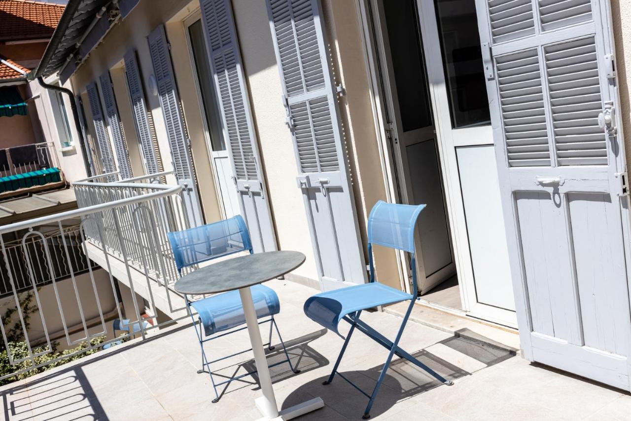 Appartements French Riviera Confidential Centre Ville Juan Les Pins Proche Des Plages Kültér fotó
