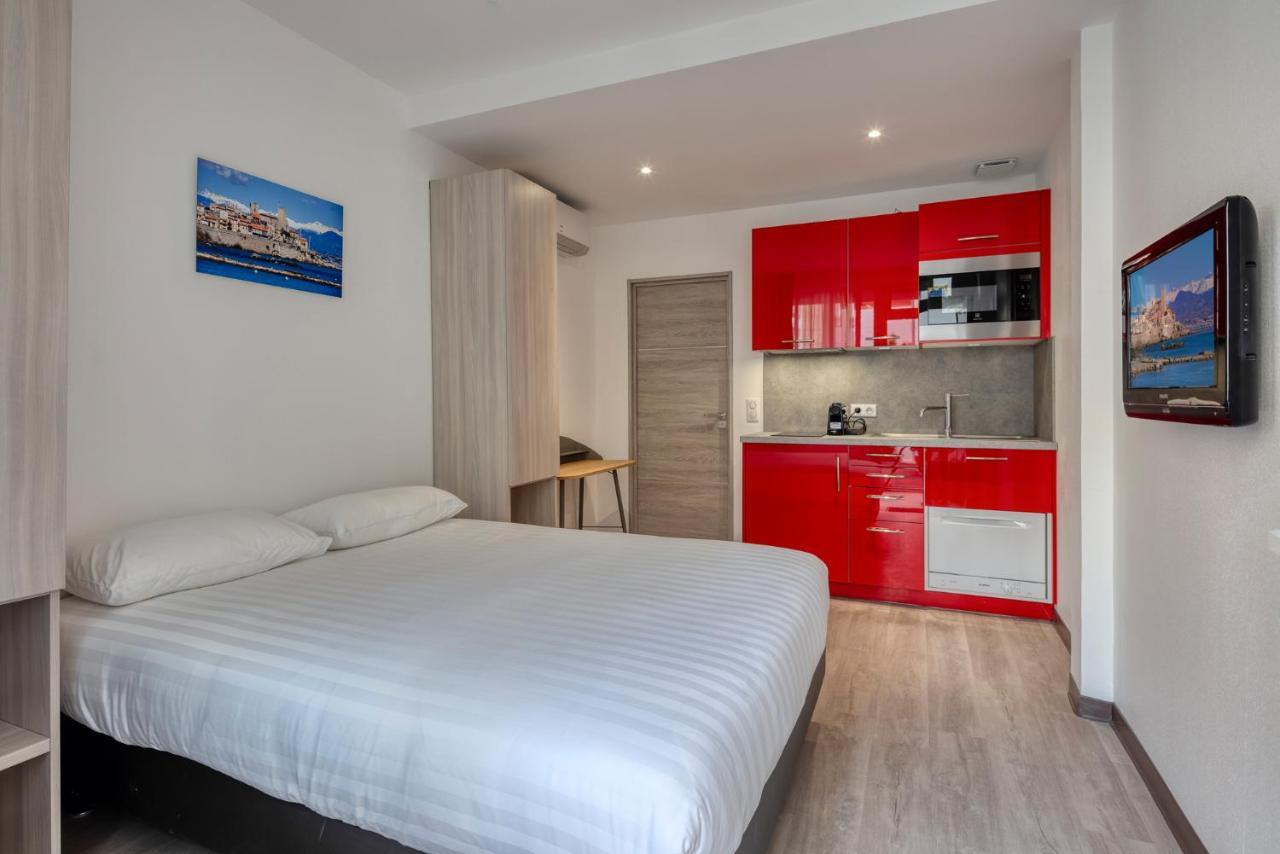 Appartements French Riviera Confidential Centre Ville Juan Les Pins Proche Des Plages Kültér fotó