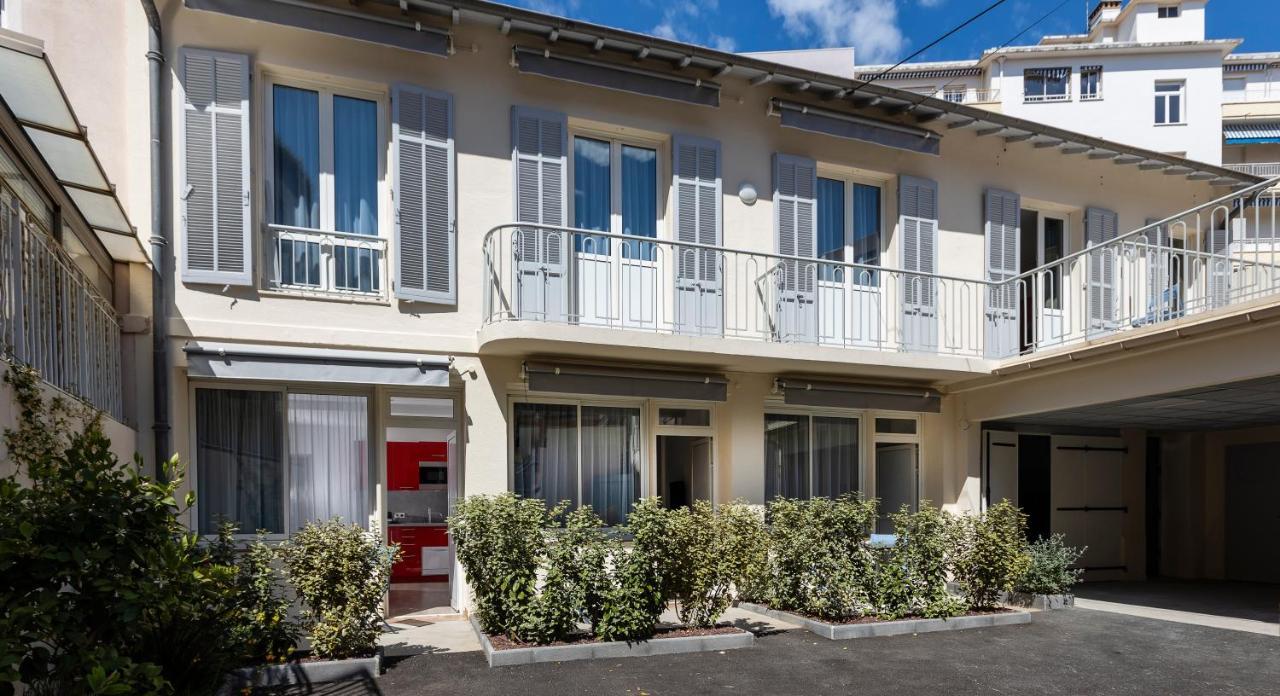 Appartements French Riviera Confidential Centre Ville Juan Les Pins Proche Des Plages Kültér fotó