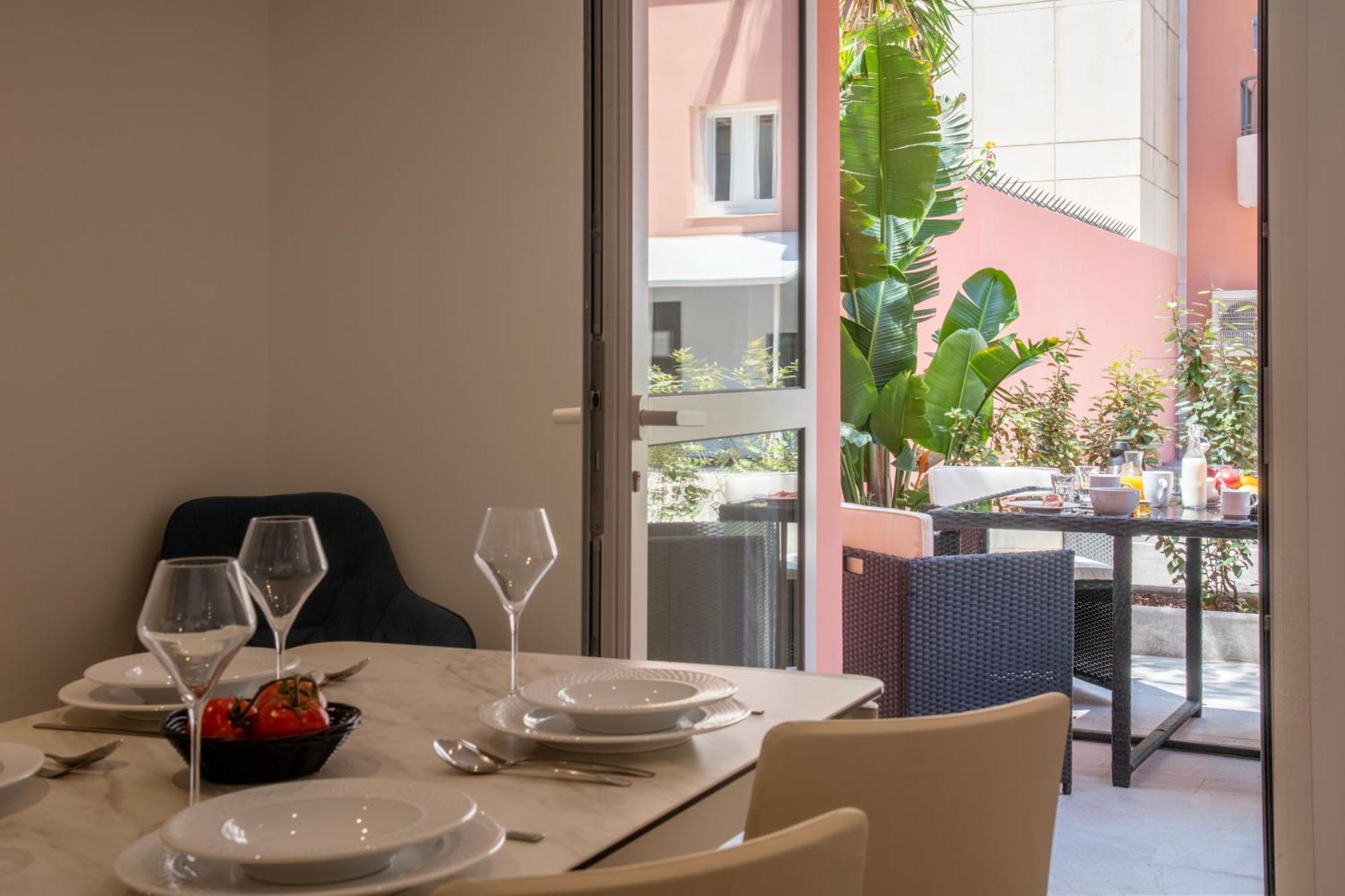 Appartements French Riviera Confidential Centre Ville Juan Les Pins Proche Des Plages Szoba fotó