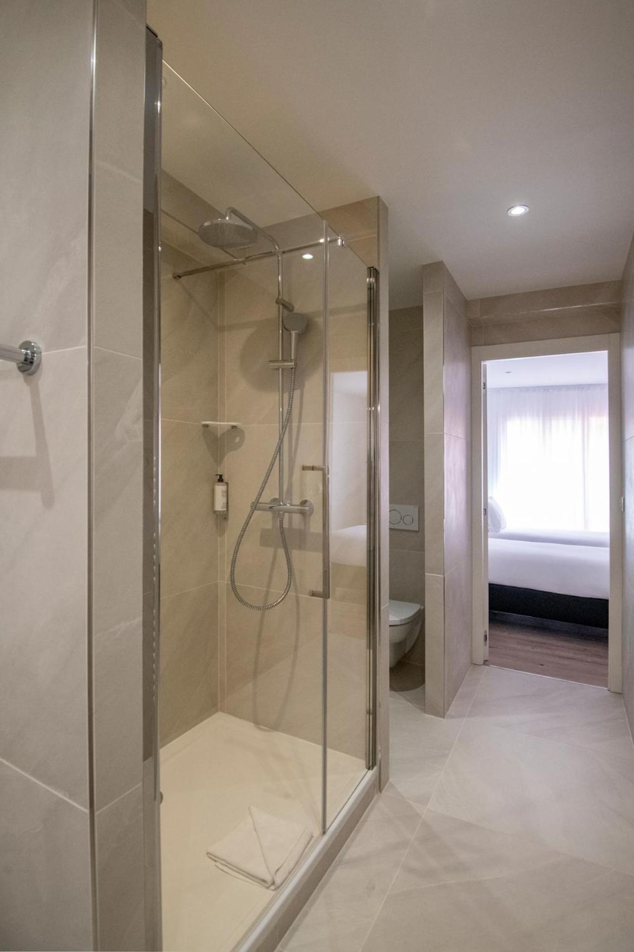 Appartements French Riviera Confidential Centre Ville Juan Les Pins Proche Des Plages Szoba fotó